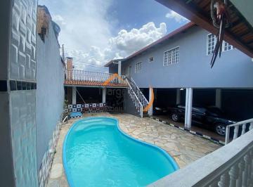 Casa de 3 quartos, Sobradinho · 3 quartos/Piscina/Churrasqueira/Permuta/laje/Grande Colorado/Sobradinho