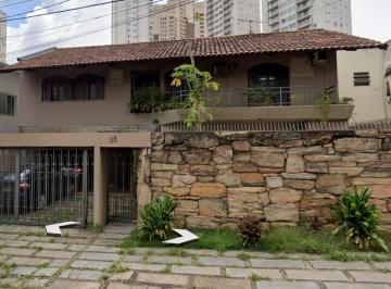 Comercial de 4 quartos, Goiânia · Aluga-se casa para comércio.
