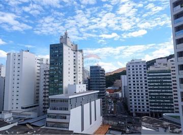 Apartamento · 31m² · 1 Quarto · Studio com planejados, box e fogão de indução
