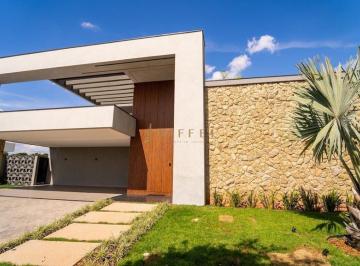 Casa · 440m² · 4 Quartos · 6 Vagas · Casa à venda em Sorocaba, Jardim Residencial Saint Patrick, com 4 suítes, com 440 m²