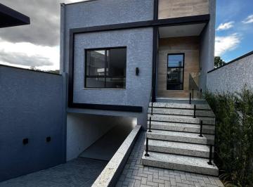 Casa · 210m² · 3 Quartos · 3 Vagas · Casa moderna à venda com acabamento impecável – pronta para morar!