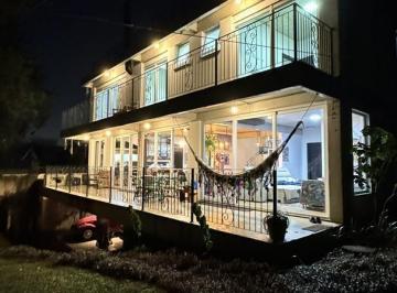 788913010.jpg · CASA EM CONDOMÍNIO FECHADO A VENDA - COM 03 SUÍTES E 04 VAGAS