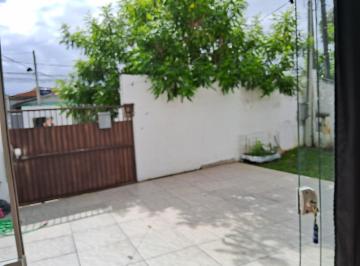 Casa de 4 quartos, Curitiba · Uberaba ótima casa  bem localizado prox da Av: Salgado
