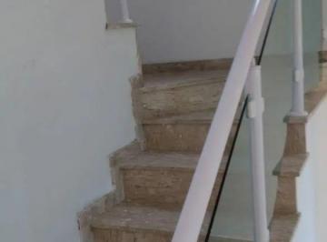 fdfzb2w2njllngq2zwmxmdi1_md · Sobrado 150m2, pq Flamengo, 3 dorms, 1 suíte, churrasqueira, aceita permuta