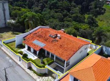 Casa · 570m² · 5 Quartos · 8 Vagas · Casa à Venda na Rua Avelino Faleiro, nº211 - área central - Carmópolis de Minas - MG.