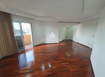 Apartamento · 112m² · 3 Quartos · 2 Vagas · Apartamento na Água Rasa com 110m², 3 quartos, varanda, 2 vagas. Condomínio Vila Real.
