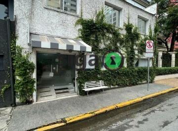 Comercial · 200m² · 3 Quartos · Casa assobradada no Itaim Bibi, com 200m² para Locação Comercial com várias salas.