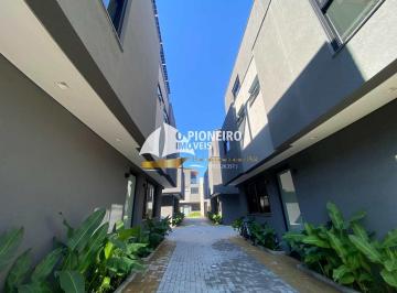Casa · 180m² · 5 Quartos · 2 Vagas · Casa de condomínio à venda em Juquehy, perto da praia.