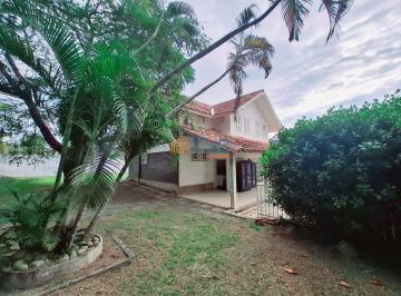 Casa · 155m² · 3 Quartos · 10 Vagas · Oportunidade de Investimento em Cancela Preta! Terreno Amplo com Bela Casa