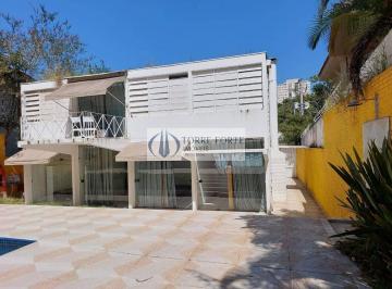 Casa · 300m² · 7 Quartos · 2 Vagas · Casa em Jardim Morumbi, São Paulo/SP de 300m² 7 quartos à venda por R$ 1.500.000,00