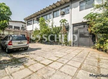 Comercial · 1300m² · 8 Vagas · Galpão a venda em ótima Localização no Socorro.