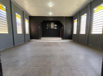 Comercial · 250m² · Sala comercial com 250 m² de área construída Centr