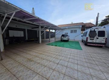 8c01e1d1f18d87640881e679b5a52314fb0d7500 · Casa a 50m do Mar  à venda - Centro - Peruíbe/SP