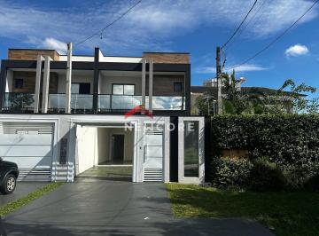 Casa · 160m² · 3 Quartos · 2 Vagas · Sobrado em  Rua Norberto de Brito - Centro - São José dos Pinhais/PR