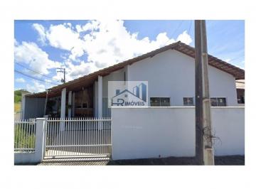 Casa · 90m² · 2 Quartos · 2 Vagas · Casa Mobiliada 2 quartos, sendo 1 Suíte no Centro, Balneário Piçarras/SC