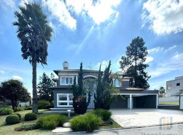8e0a23a0c65588ebd204d191430d99da84c57c9a · Linda casa a venda de esquina