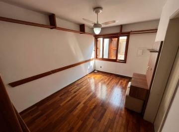 Apartamento · 59m² · 2 Quartos · 1 Vaga · Apartamento de dois quartos e uma vaga de garagem no bairro Petrópolis em POA/RS