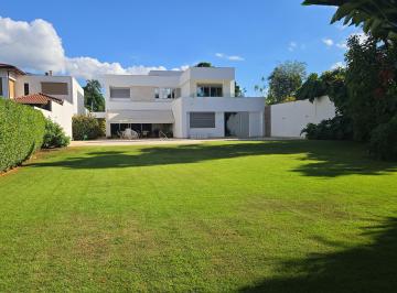 Casa de 5 quartos, Brasília · QI 13, SOBRADO 5 STS, LT VAZADO, FUNDO P/ PADARIA 800+1000 A/V, R$ 10.350.000