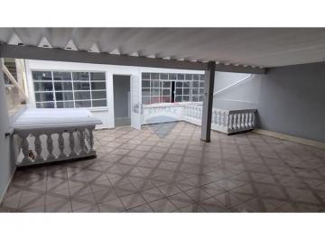 Casa · 180m² · 2 Quartos · Casa sobre loja disponível para locação – Residencial ou Comercial