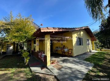 Rural de 3 quartos, Biritiba-Mirim · Seu Refúgio no Interior com Conforto e Contato com a Natureza