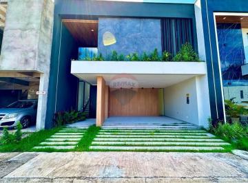 Casa · 208m² · 3 Quartos · Residência Moderna e Sustentável com 208m²  Totalmente Autossuficiente