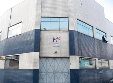 Comercial · 710m² · Excelente Predio em Santana, com 710 m² de área útil, composto por 5 banheiros, copa e 2 pavimento