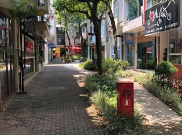 Comercial · 147m² · Edifício monousuário para venda e locação, 147m²