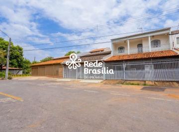 | Foto_migracao | 3 · QE 19 - Casa / Sobrado com 4 quartos - 3 vagas de garagem - aceita financiamento - Guará II