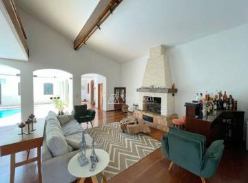8e58cce8a1e679921644fef57c858a671538583f · Casa térrea a venda na Granja Viana
