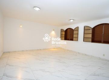 Casa · 245m² · 5 Quartos · 4 Vagas · TH32058 - QI 06 Conjunto U, casa com 04 quartos sendo 01 suíte, 245m². Agende sua visita!