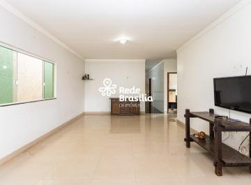 Casa · 200m² · 4 Quartos · 2 Vagas · TH32046 - CA São José Rua 23,  excelente casa de 04 quartos, 200m². Agende sua visita!