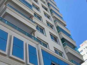 Apartamento de 3 quartos, Itapema · Apartamento de 3 suítes em 48 vezes para pagar! No centro