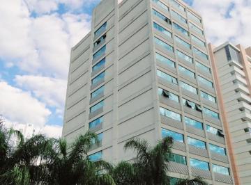 Foto 01 · Sala comercial moderna e bem localizada na Vila Suzana, São Paulo-SP: 1 sala, 1 banheiro, 1 vaga, 32