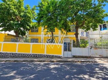 73e90ce3d8abbf85ca32e8c8ee650903ea156dcd · Casa com 4 dormitórios à venda, 300 m² por R$ 2.195.000,00 - Graça - Salvador/BA