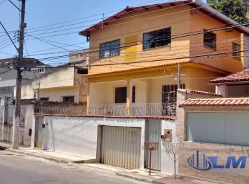 Foto 01 · Oportunidade Única: Casa Duplex com 3 Quartos e Área Gourmet no Ipiranga, Guarapari-ES!
