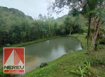 Rural · 1000m² · 2 Quartos · CHÁCARA ACONCHEGANTE COM UM BELO LAGO - JUQUITIBA/SP - 1.000 M²