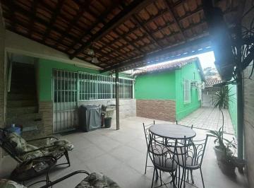 Casa de 3 quartos, Macaé · Imóvel para venda possui 110 metros quadrados com 3 quartos em Nova Macaé - RJ