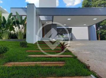 Casa · 258m² · 3 Quartos · 4 Vagas · Casa Alto Padrão 3 quartos com piscina - Condomínio Sonho Verde