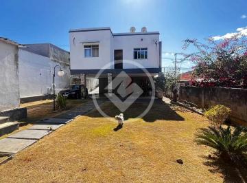 Casa · 280m² · 3 Quartos · 27 Vagas · Casa 3 Quartos no bairro Célvia em Vespasiano MG / MY BROKER