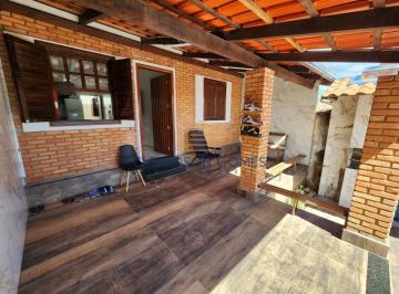 202505121613501189.jpg · Casa para Venda em Caldas Novas, Estância Itaguaí, 2 dormitórios, 1 suíte, 1 banheiro, 2 vagas