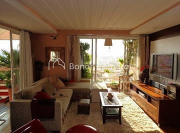 Apartamento · 220m² · 3 Quartos · 3 Vagas · Conforto, Estilo e Exclusividade Próximo à Lagoa do Taquaral