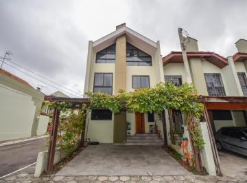 Casa · 160m² · 3 Quartos · 2 Vagas · SOBRADO TRIPLEX EM CONDOMÍNIO FECHADO NO ALTO BOQU