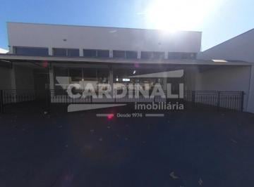 Comercial · 100m² · 5 Vagas · Salão comercial com vaga de garagem na frente