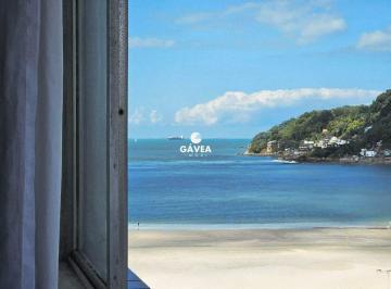 Apartamento · 63m² · 2 Quartos · 1 Vaga · Apartamento à venda no Centro em São Vicente.