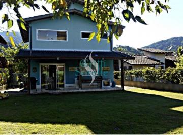 Casa · 140m² · 3 Quartos · 6 Vagas · Casa em Condomínio à Venda no Horto Florestal - Ubatuba/SP.