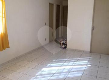 Área de Serviço · Apartamento à venda - no Jardim Francisco Mendes