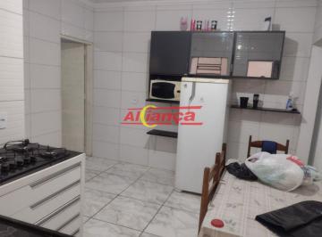 Casa · 120m² · 2 Quartos · 2 Vagas · Casa com 2 dormitórios,  garagem para 2 carros e amplo quintal com churrasqueira