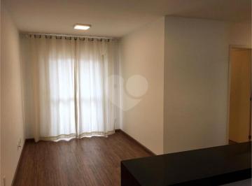 Área de Serviço · Imoveis - na Vila Santa Catarina