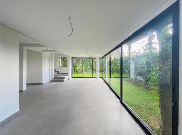 Área de Serviço · Imoveis - no Jardim Leonor