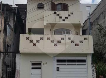 Área de Serviço · Imoveis - no Parque Casa de Pedra